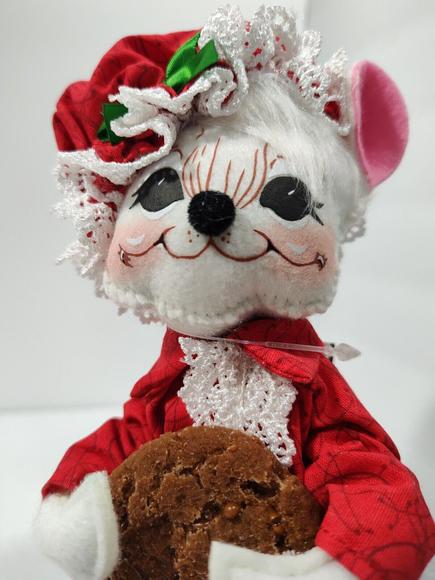 Annalee Holiday 8" Christmas Whimsy Mouse in Night Gown with Cookie New - Picture 2 of 10